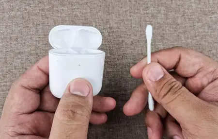 How to clean your airpods
