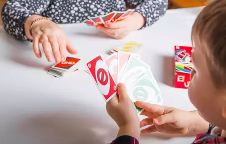 How to Learn to Play Uno