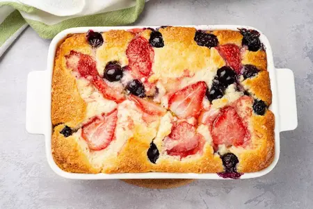 How to Make a Fruit Cobbler