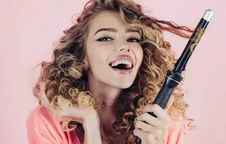 How to Use a Hair Curler