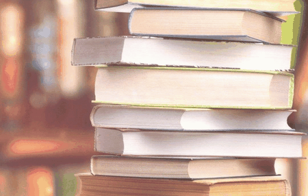 How to Write a Blog Post About Your Favorite Books