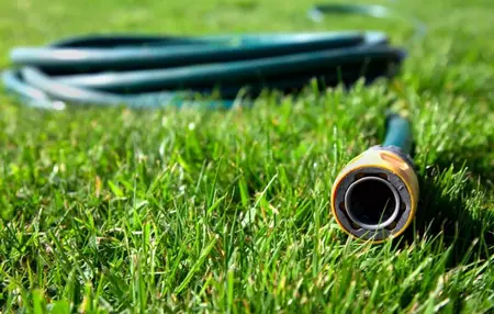 How to Use a Garden Hose