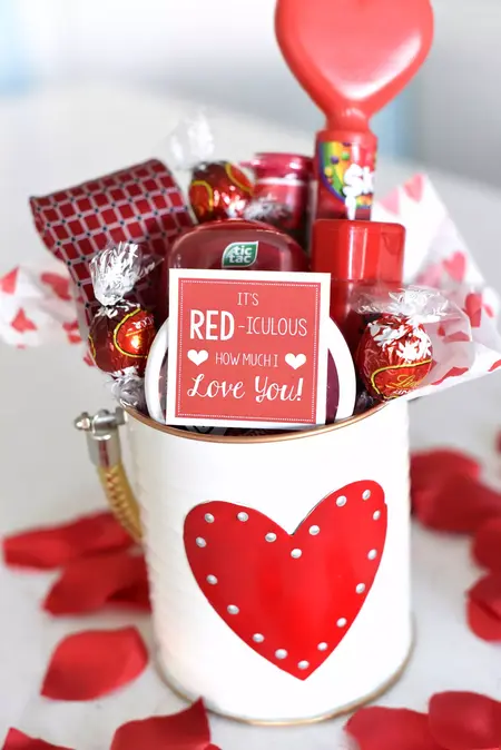 How to Create a Budget-Friendly DIY Valentine's Day Gift