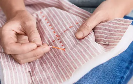 How to Use a Sewing Needle