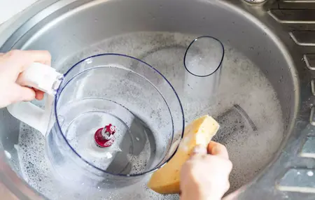 How to Clean a Food Processor