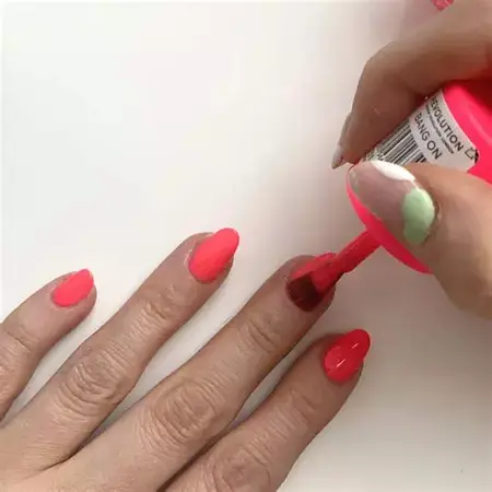 How to Paint Your Nails
