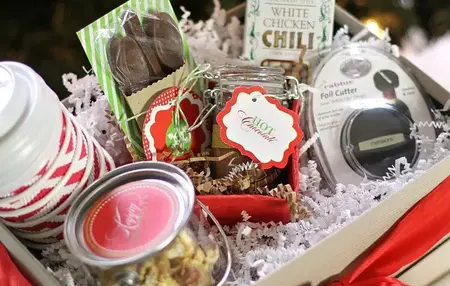 How to Make a Gift Box