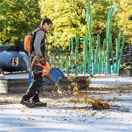 How to Use a Leaf Blower Safely