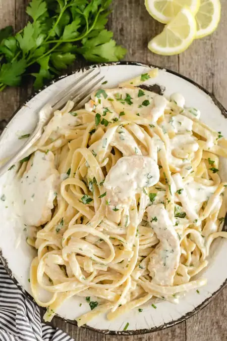 How to Make a Delicious Chicken Alfredo
