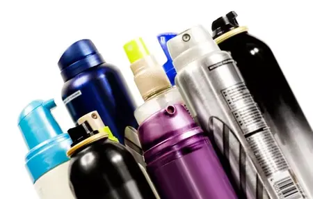 How to Use a Hairspray