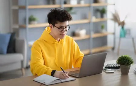 How to Help Your Teenager Through the College Application Process