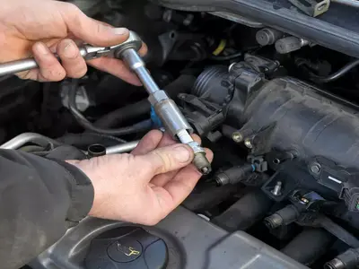 Busi Mobil: Pilih Busi Panas atau Dingin yang Tepat!