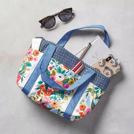 How to Use a Sewing Machine for Crafts