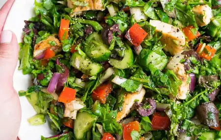 How to Make a Simple Salad