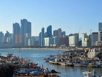 Wisata Busan: Lebih dari Sekedar 'Train to Busan'