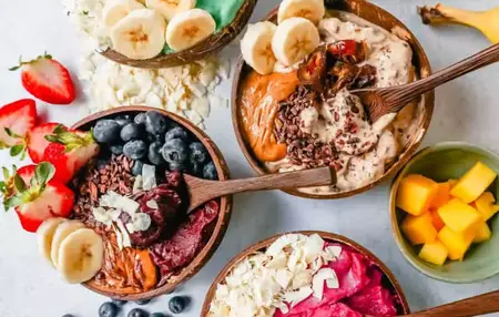 How to Make a Smoothie Bowl