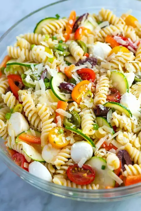 How to Make a Delicious Pasta Salad with Grilled Vegetables