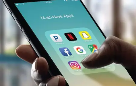 How to Use a Social Media App