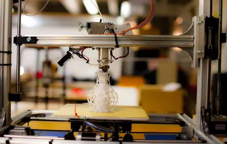 How to Use a 3D Printer