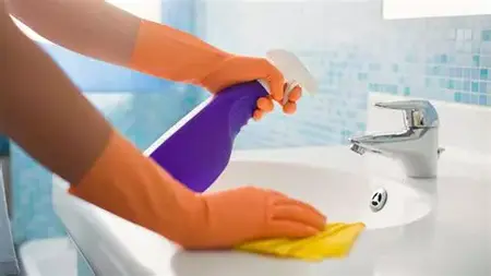 How to Clean Your Bathroom Sink