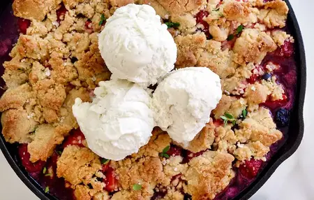 How to Make a Fruit Crumble