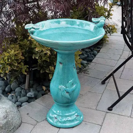 How to Make a DIY Bird Bath