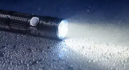 How to Use a Flashlight