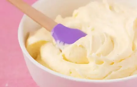 How to Make Buttercream Frosting