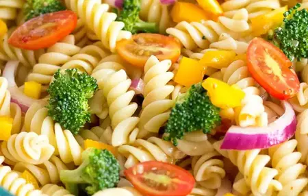 How to Make a Pasta Dish with Vegetables