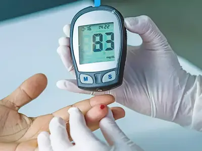 Gula Darah Tinggi: Gejala, Penyebab & Cara Mengatasinya