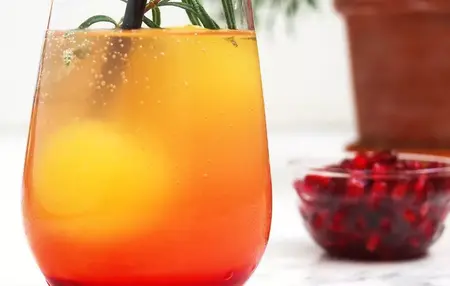 How to Make a Mocktail Syrup from Scratch