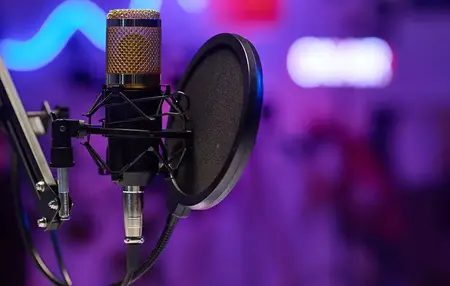 How to Use a Microphone for Voice Over