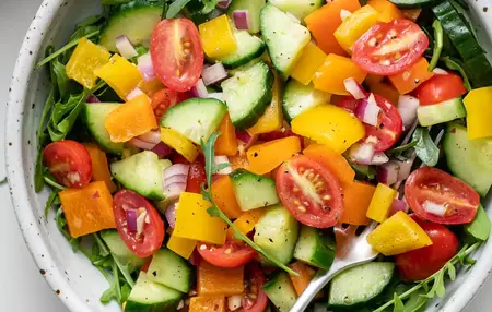 How to Make a Vegetable Salad