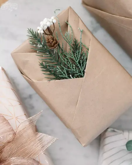 How to Make a DIY Gift Wrap