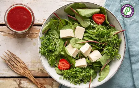 How to Make a Salad with Strawberry Vinaigrette