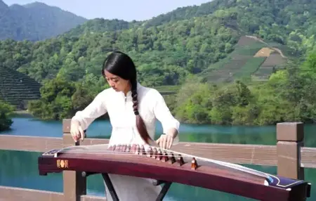 How to Learn to Play the Bawu