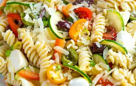 How to Make a Delicious Pasta Salad with Grilled Vegetables