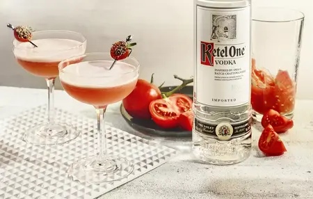 How to Make a Cocktail with Vodka