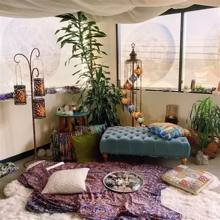 How to Create a Relaxing Meditation Room