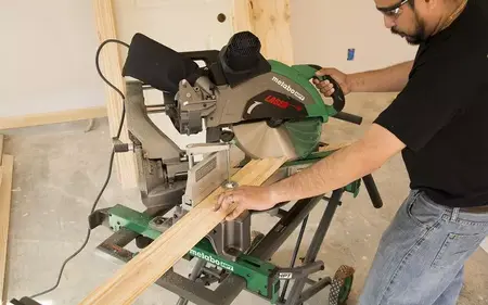 How to Use a Miter Saw for Precise Cuts
