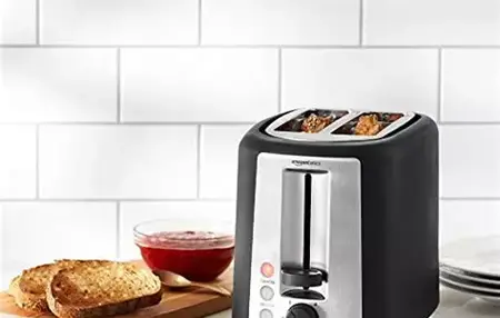 How to Use a Toaster