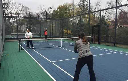 How to Learn to Play Paddle Tennis