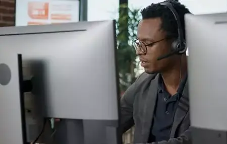 How to Use a Help Desk Software