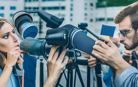 How to Build Relationships with Journalists