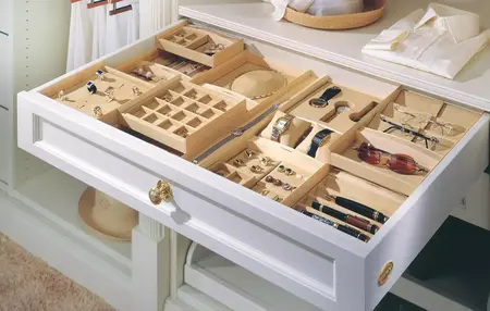 How to Get Rid of Clutter in Your Bedroom