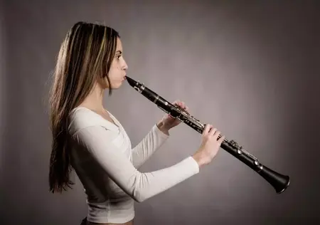 How to Learn to Play the Clarinet