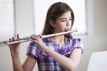How to Learn to Play the Flute from Scratch