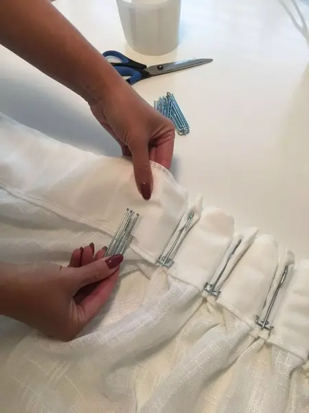 How to Sew a Curtain