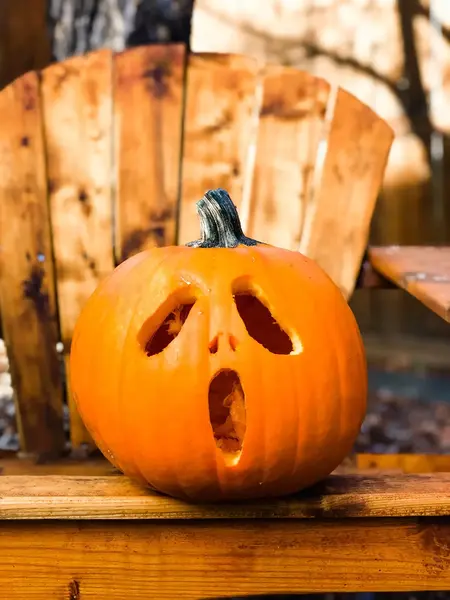 How to Make a Halloween Pumpkin
