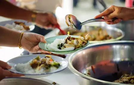 How to Use a Serving Spoon